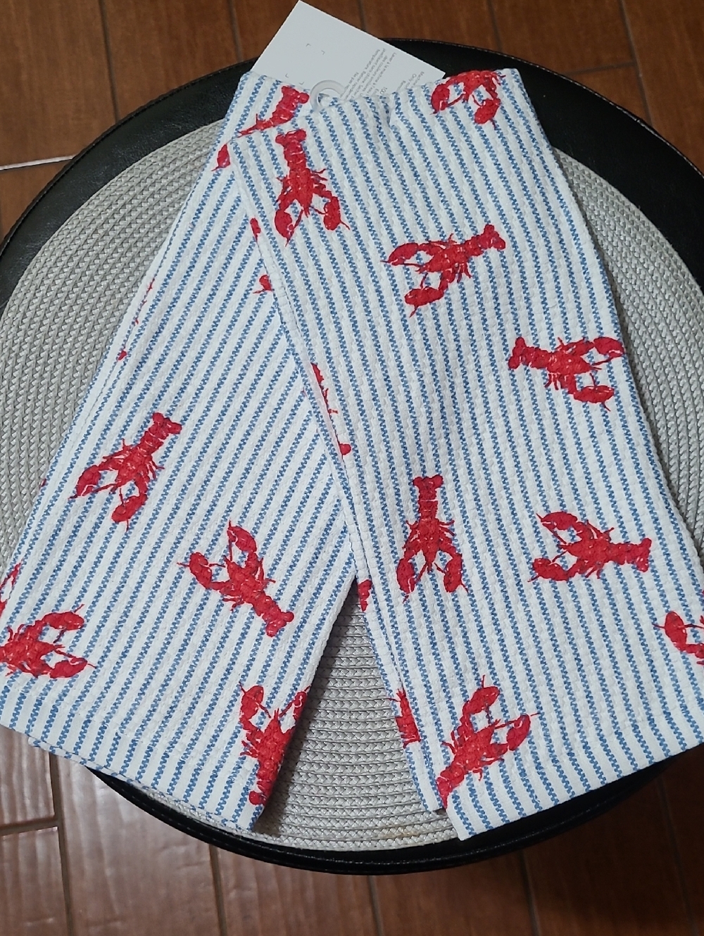 KitchenAid Red Lobster Motif Towels - Picture 4 of 6